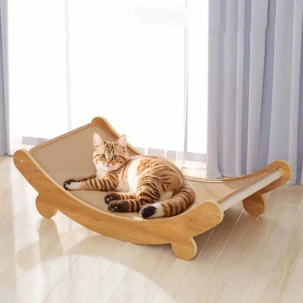 Luxury Wooden Cat Hammock with Scratch Resistant Mat